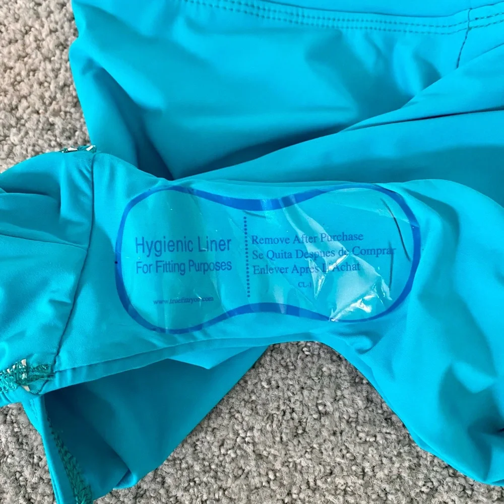 BRAND NEW, NEVER USED! AMORESSA - Women's swim bottoms!🌊🏖